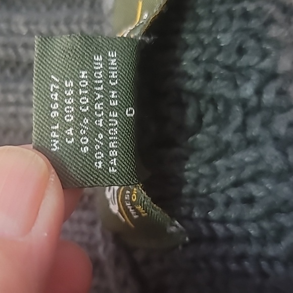 Eddie Bauer navy blue cable knit sweater size large - Picture 10 of 13